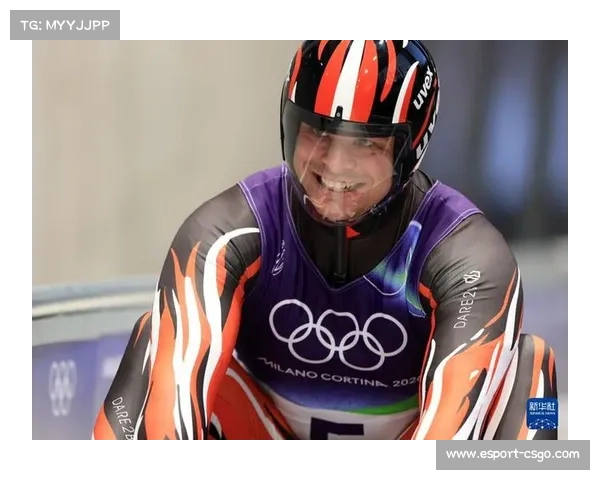 男子单人雪橇德国选手朗根汉创赛道纪录夺金